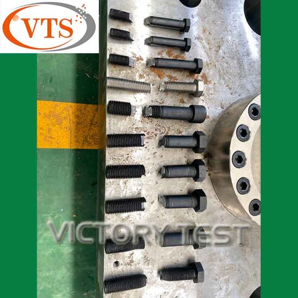 masina-de-testare-la-tractiune-din-en-iso-898-1-astm-f606-1-din-en-iso-3506-1-3