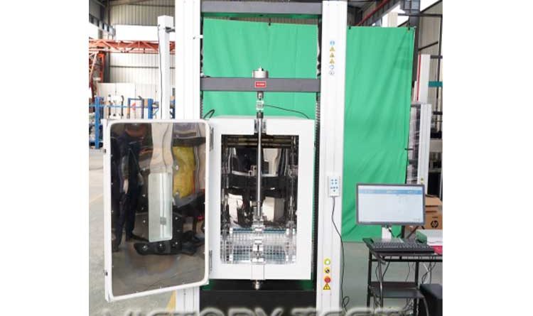 Application de la machine d'essai de traction à haute et basse température ASTM D412 dans les essais de traction des élastomères